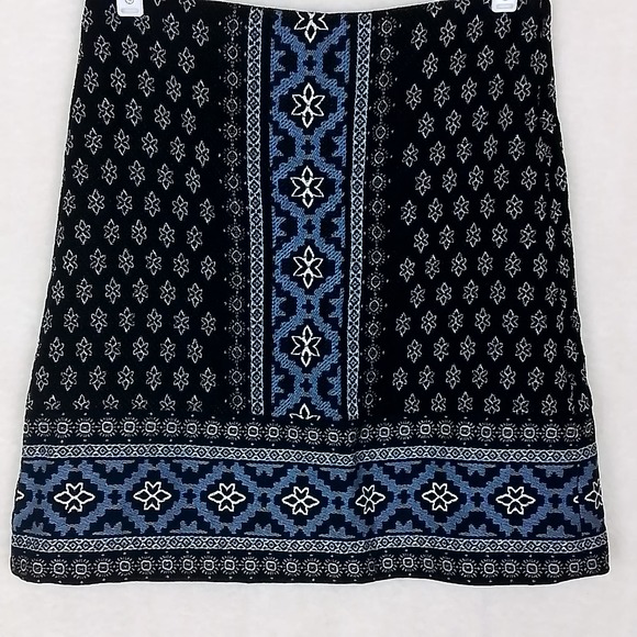 LOFT Cotton Knit Mini Skirt Size Petite 0 in Black, Blue, White Southwest Design - Picture 11 of 12